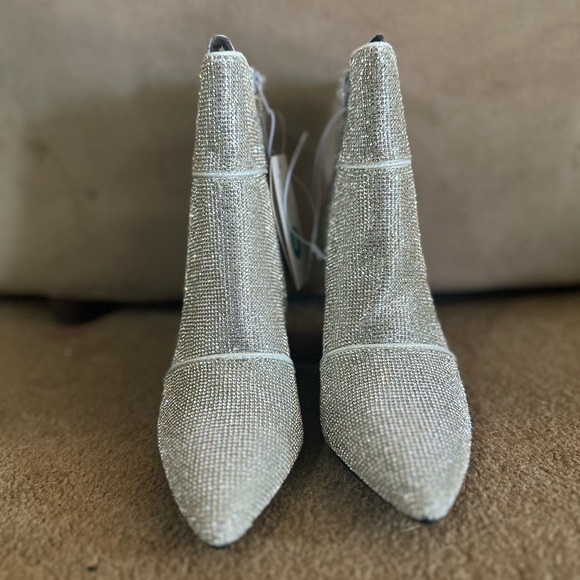 Women's Cailin Ankle Boots - Picture 6 of 6